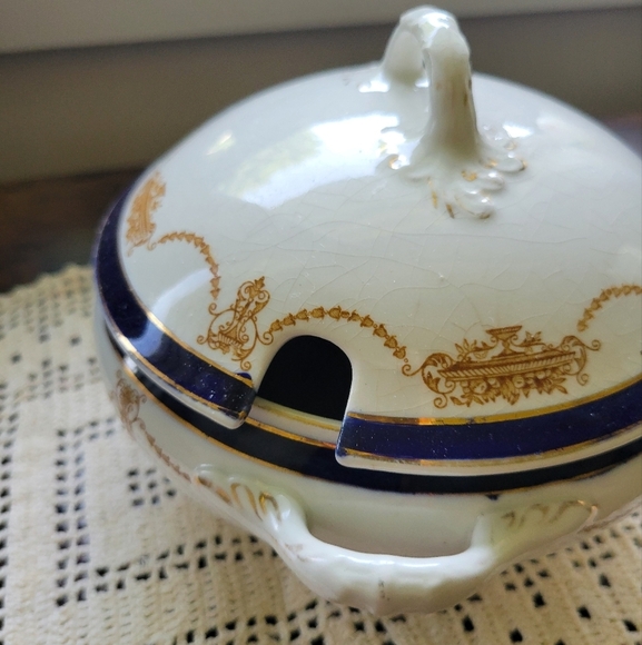 Antique English Covered Gravy Bowl With Underplate Bristol Ware Pountney &Co - Picture 2 of 10